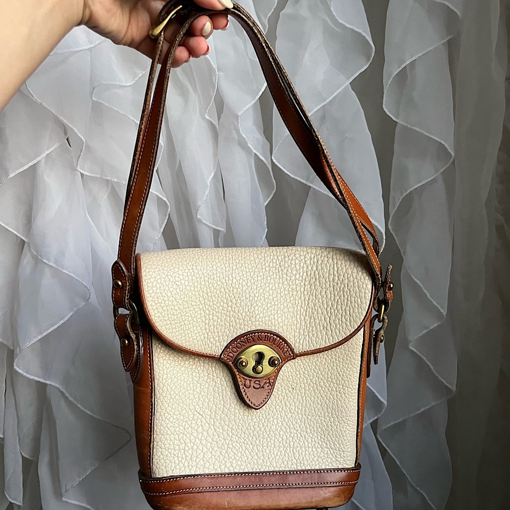 Dooney & Bourke